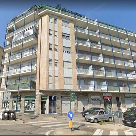Bellissimo Alloggio Vicino Alla Metro Bengasi,Lino House Турин Екстер'єр фото
